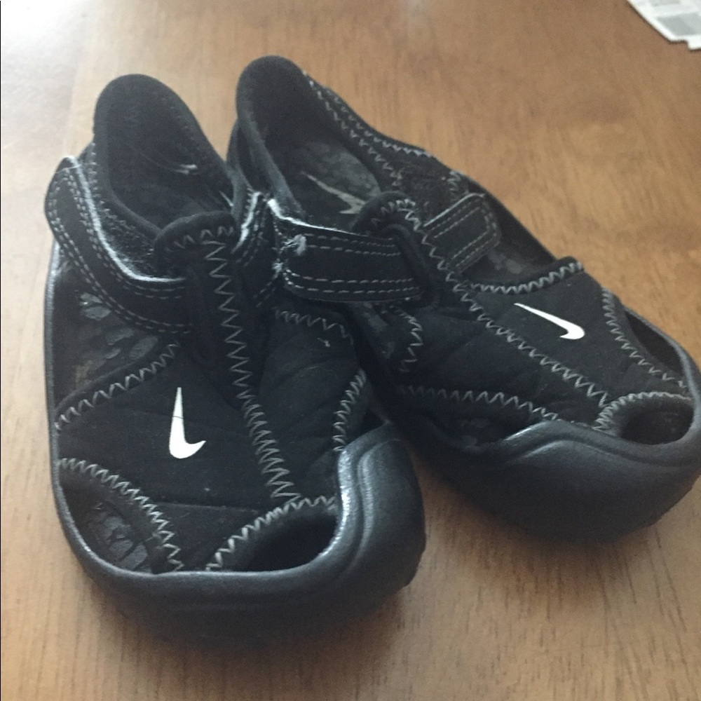 Nike sandals